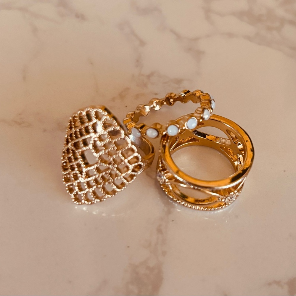 Elegant Gold and Silver Ring Set